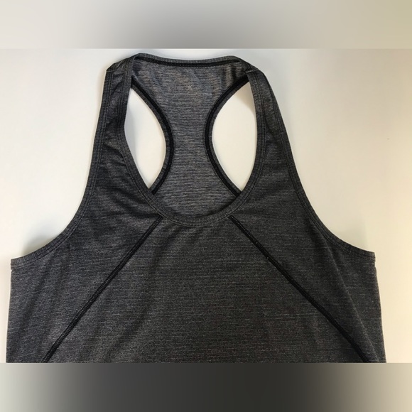 Human Performance Engineering Tank Top Size: S - Picture 7 of 10